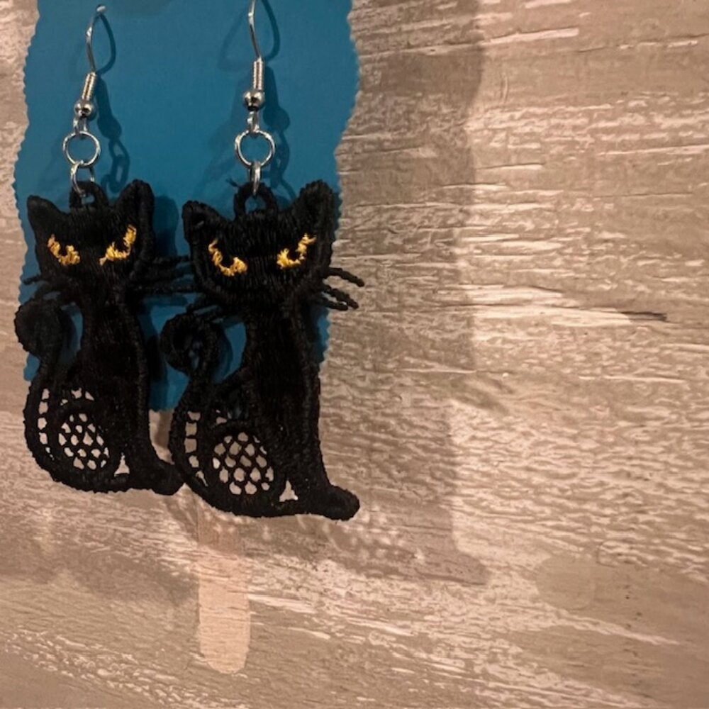 Homemade Black Cat Lightweight Lace Earrings - Picture 3 of 6